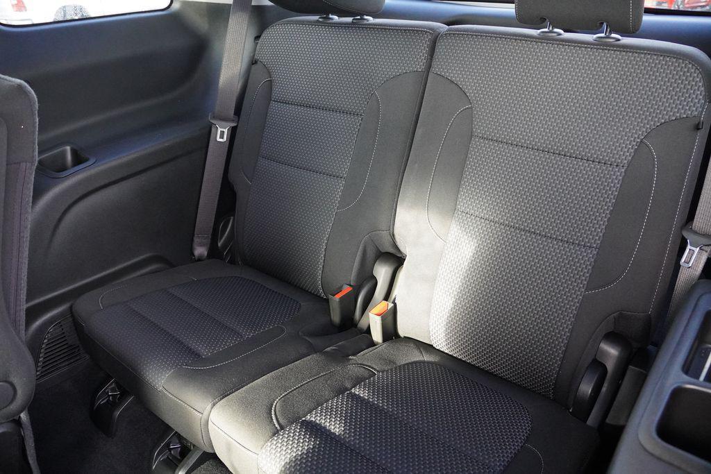 used 2023 GMC Acadia car, priced at $31,402