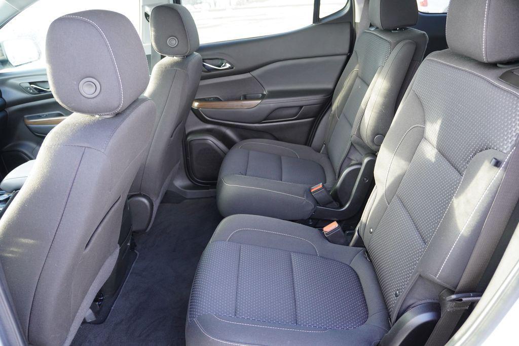 used 2023 GMC Acadia car, priced at $31,402