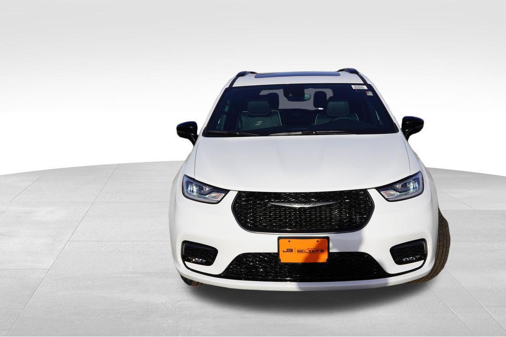 new 2026 Chrysler Pacifica car, priced at $50,081