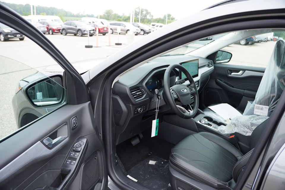 new 2025 Ford Escape PHEV car, priced at $34,679