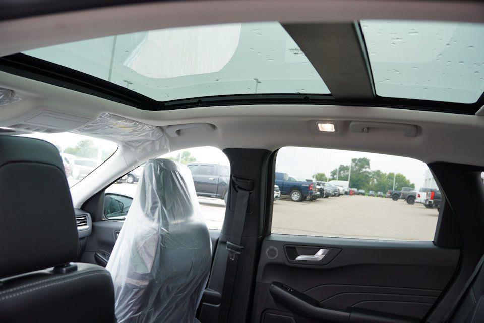 new 2025 Ford Escape PHEV car, priced at $34,679