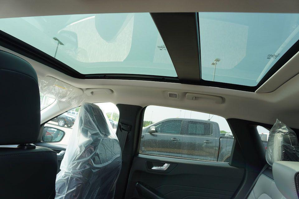 new 2025 Ford Escape PHEV car, priced at $27,351