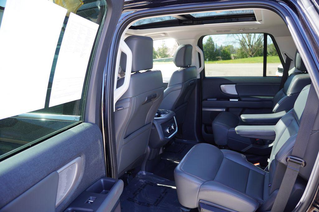used 2025 Ford Expedition car, priced at $58,840