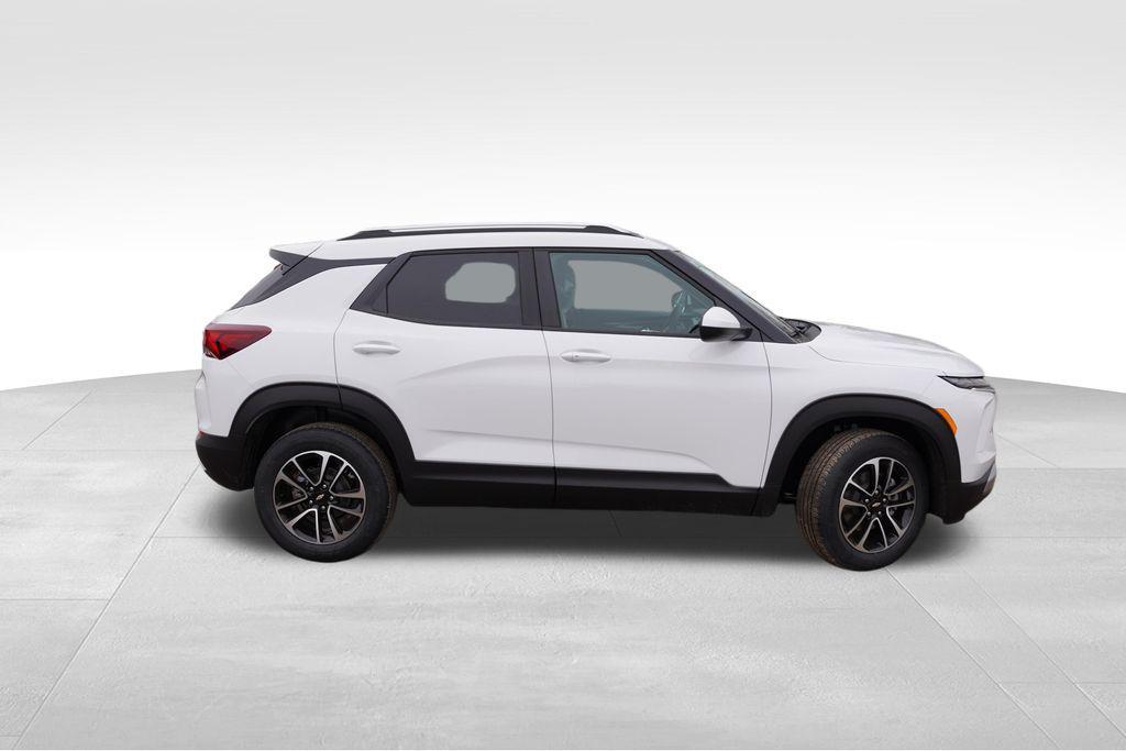 new 2026 Chevrolet TrailBlazer car, priced at $26,348