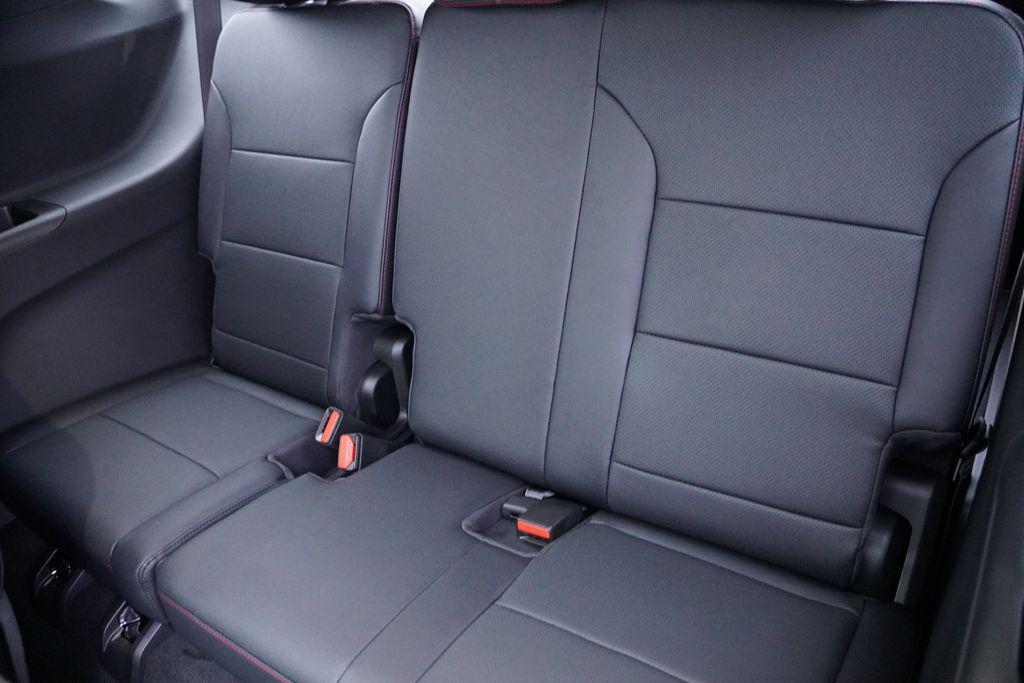 new 2026 Chevrolet Traverse car, priced at $49,756