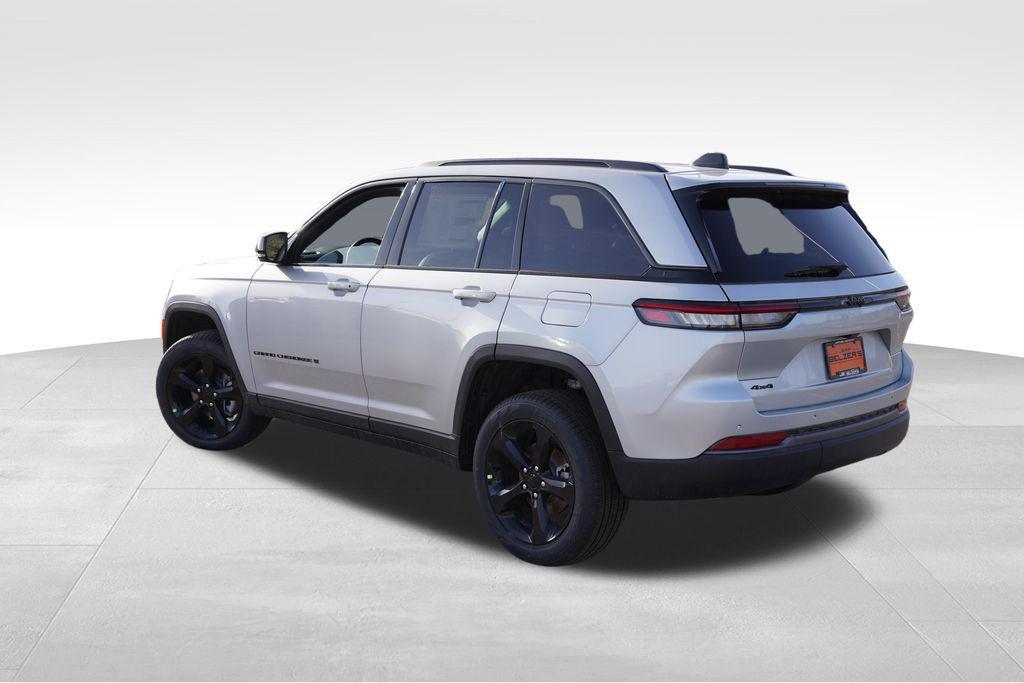 new 2026 Jeep Grand Cherokee car, priced at $46,998