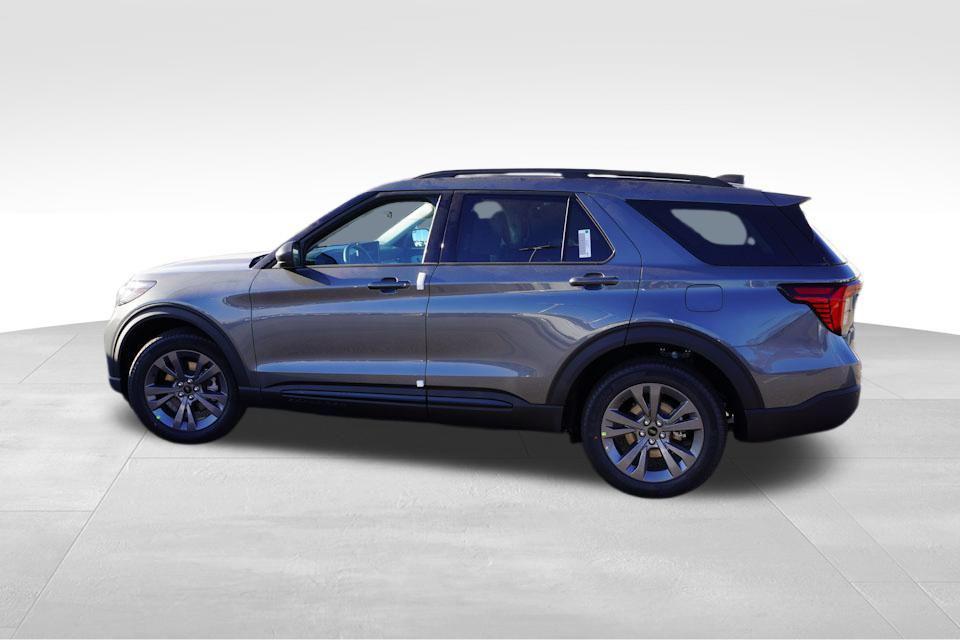 new 2026 Ford Explorer car, priced at $40,071