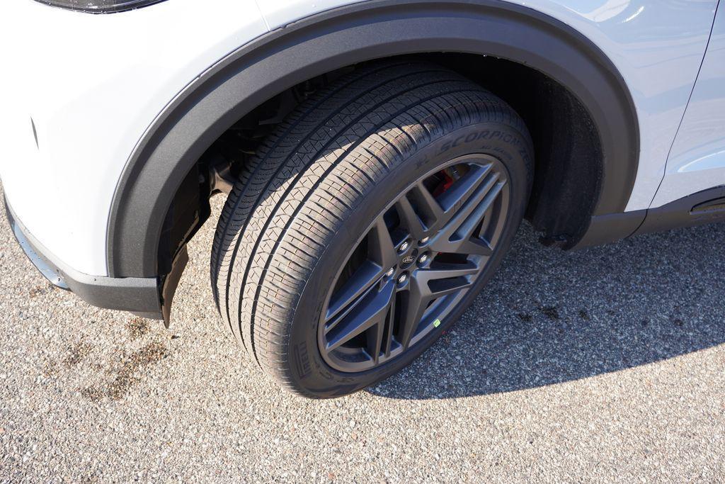 new 2026 Ford Explorer car, priced at $46,138