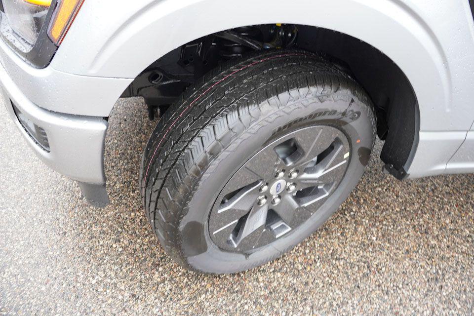 new 2025 Ford F-150 car, priced at $45,121