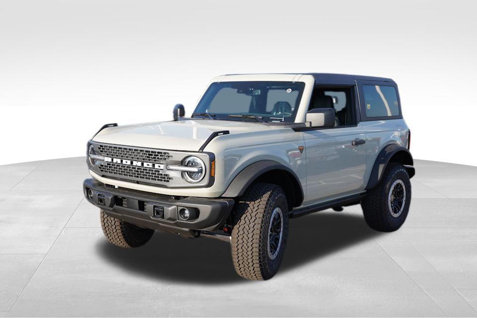new 2025 Ford Bronco car, priced at $57,328