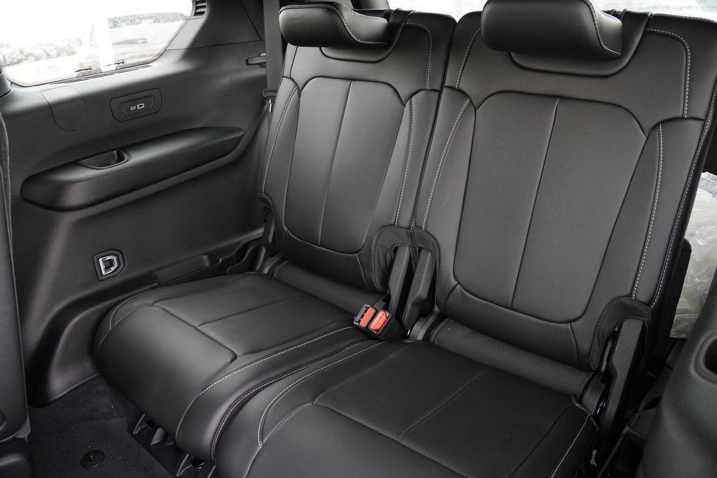 new 2026 Jeep Grand Cherokee L car, priced at $46,122