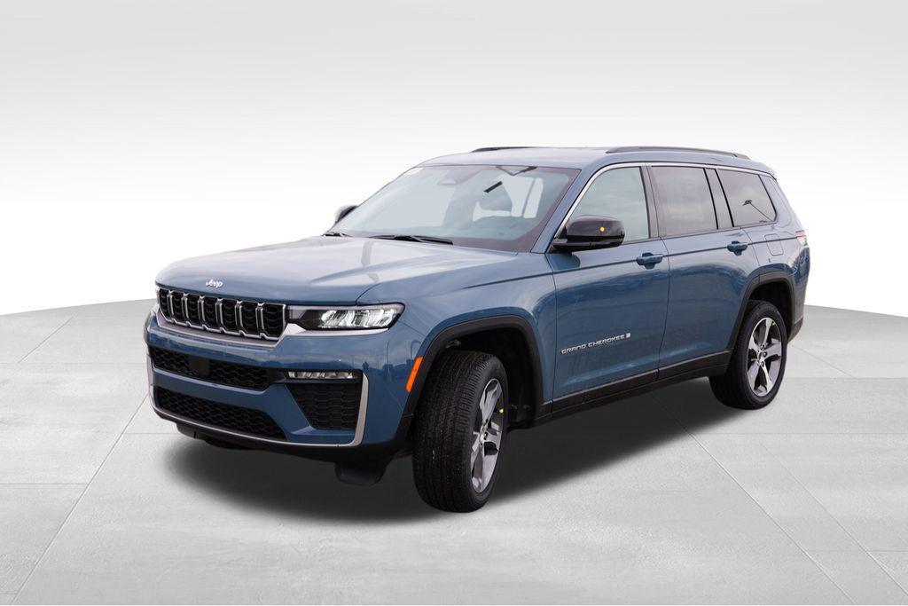 new 2026 Jeep Grand Cherokee L car, priced at $46,122