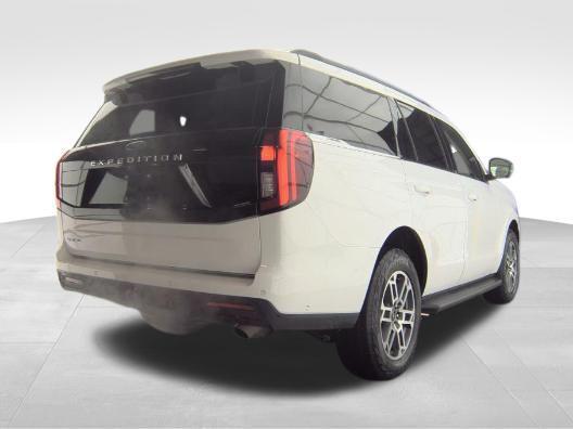 used 2025 Ford Expedition car, priced at $58,969
