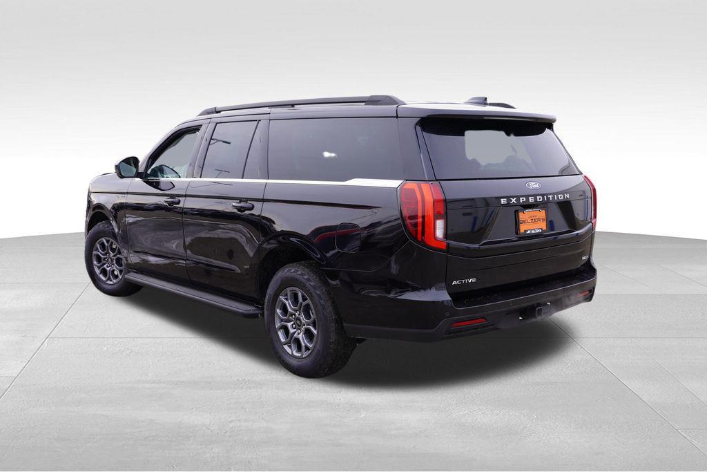 used 2025 Ford Expedition Max car, priced at $53,967