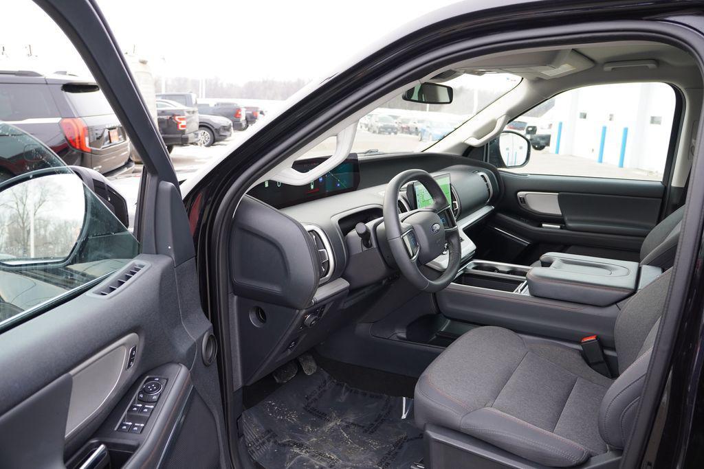 used 2025 Ford Expedition Max car, priced at $53,967
