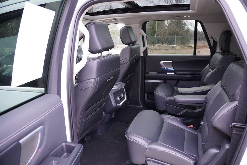 used 2025 Ford Expedition Max car, priced at $66,777