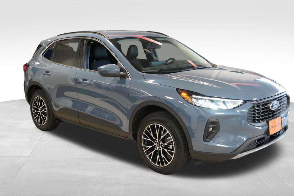 new 2026 Ford Escape PHEV car, priced at $27,368