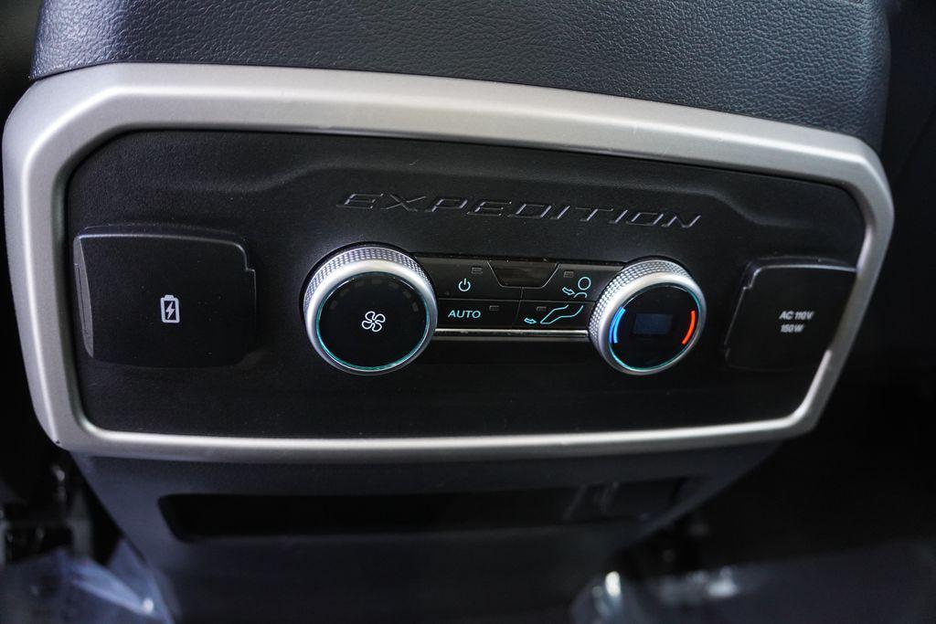 used 2024 Ford Expedition Max car