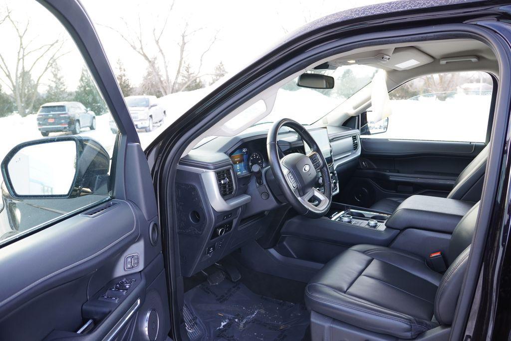 used 2024 Ford Expedition Max car
