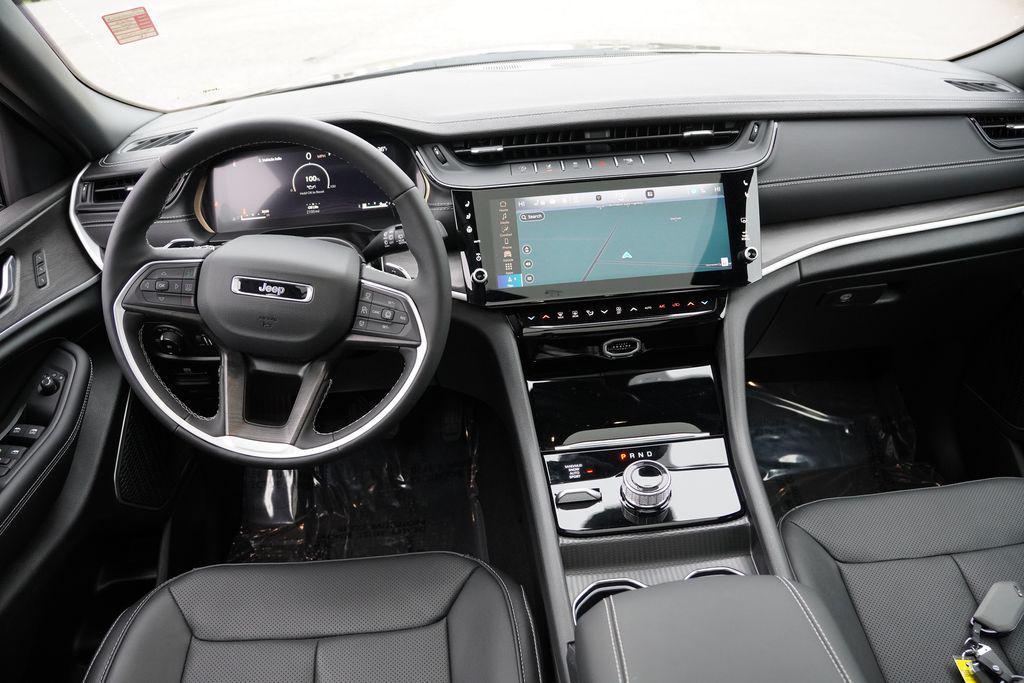 used 2026 Jeep Grand Cherokee car, priced at $42,578