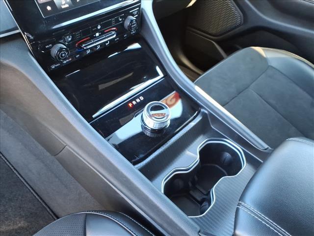 used 2024 Jeep Grand Cherokee L car, priced at $30,880