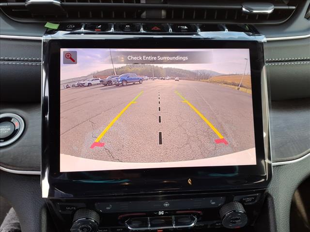 new 2025 Jeep Grand Cherokee car, priced at $53,640