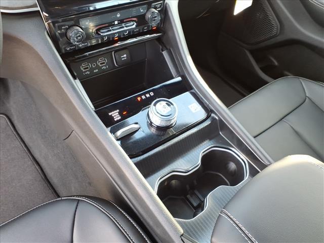 new 2025 Jeep Grand Cherokee car, priced at $53,640