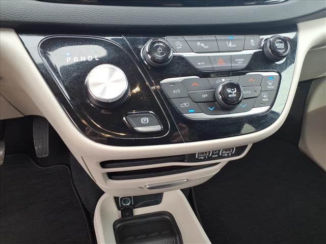 used 2024 Chrysler Pacifica car, priced at $29,880