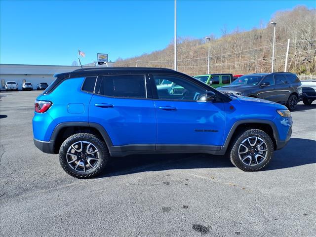 new 2026 Jeep Compass car, priced at $35,985