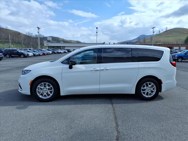 used 2024 Chrysler Pacifica car, priced at $29,880