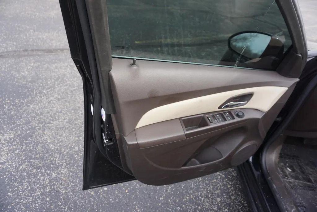 used 2015 Chevrolet Cruze car, priced at $5,950