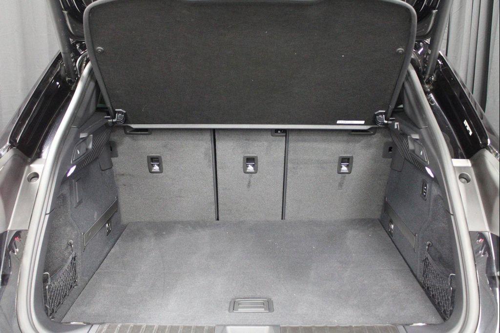 used 2025 Porsche Macan car