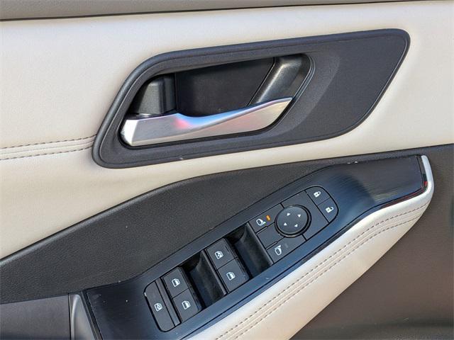 used 2023 Nissan Rogue car, priced at $20,990