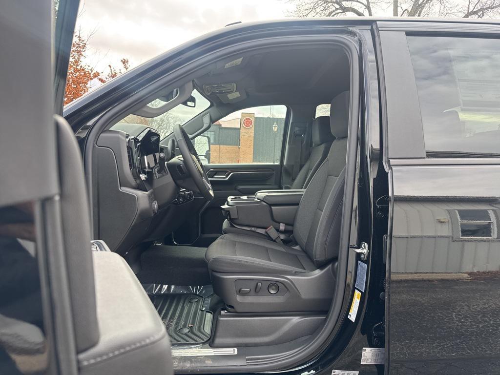 new 2026 Chevrolet Silverado 2500 car, priced at $65,000