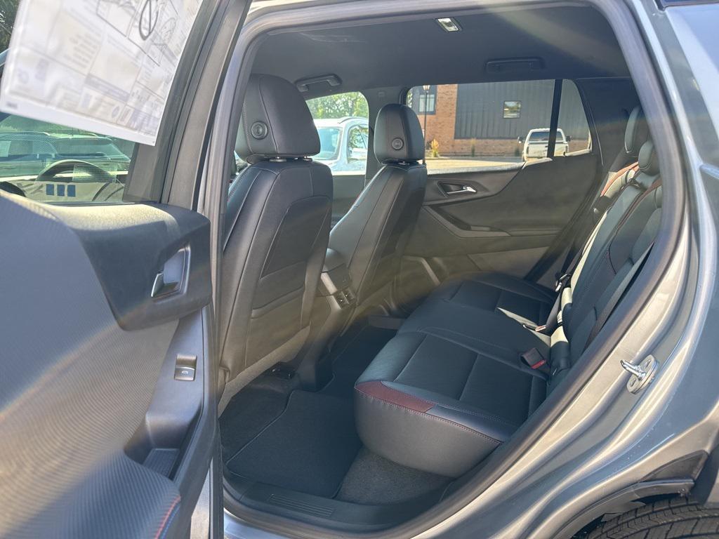 new 2026 Chevrolet Equinox car, priced at $35,401