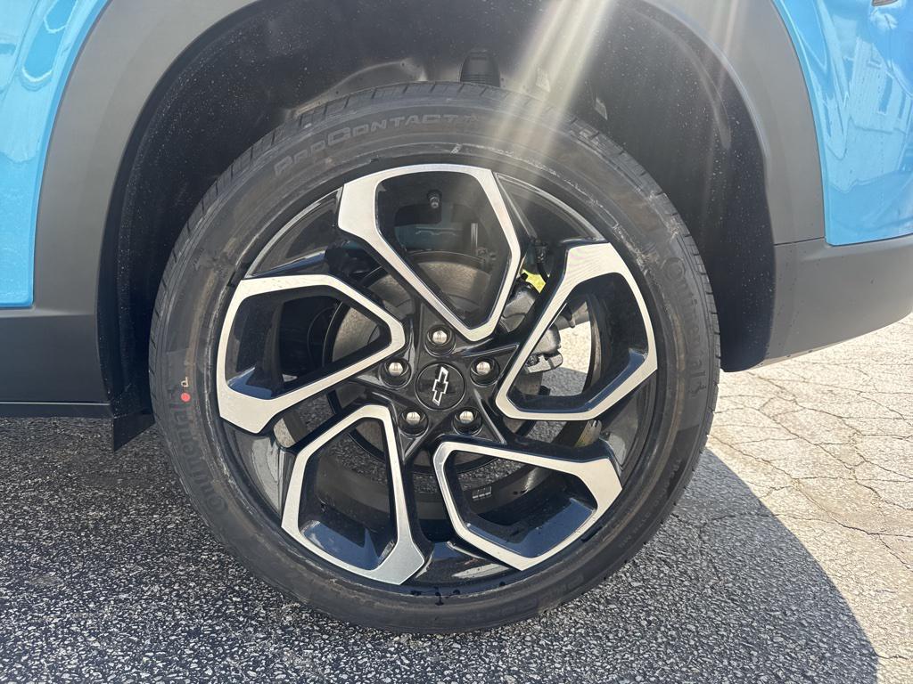 new 2025 Chevrolet Trax car, priced at $23,874