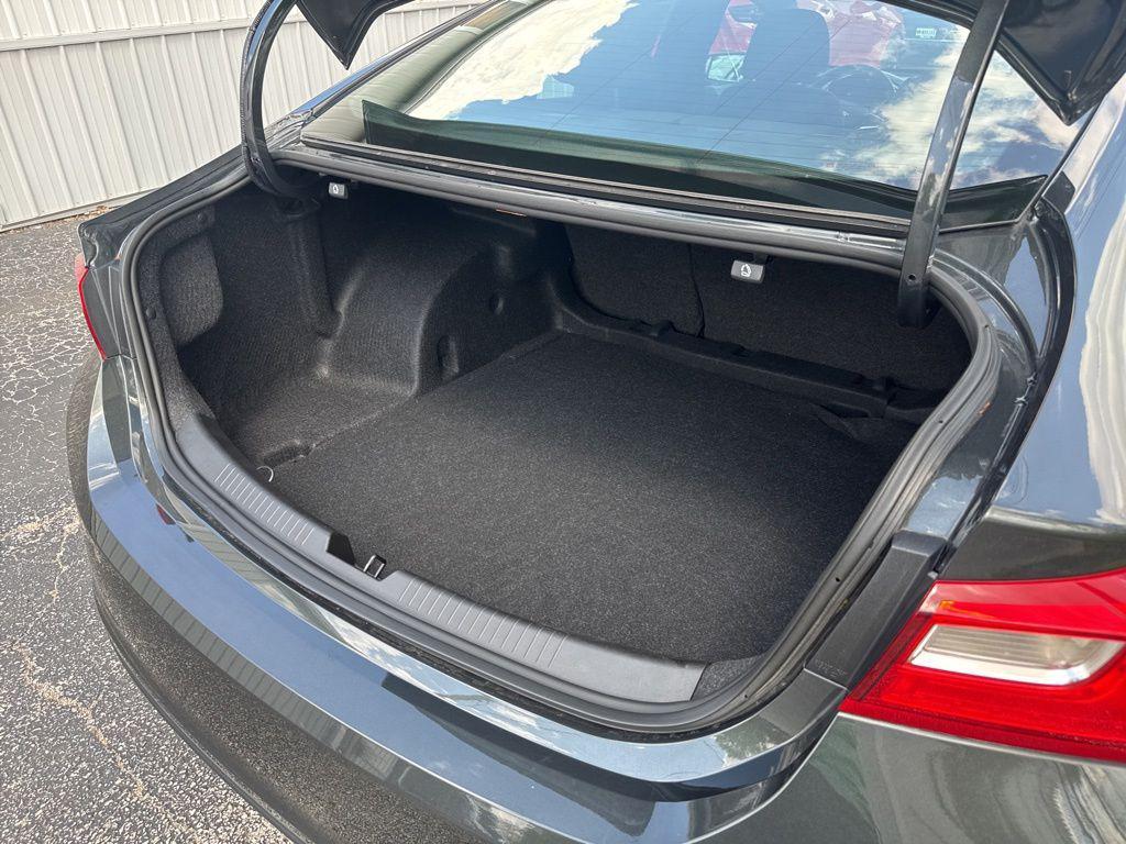 used 2018 Chevrolet Malibu car, priced at $18,586