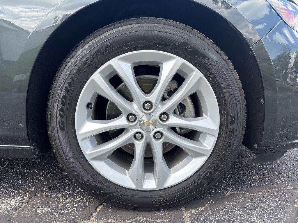 used 2018 Chevrolet Malibu car, priced at $18,586