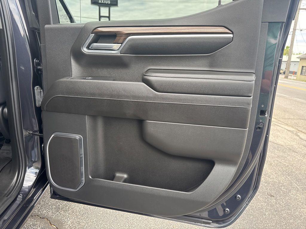 used 2023 Chevrolet Silverado 1500 car, priced at $37,636