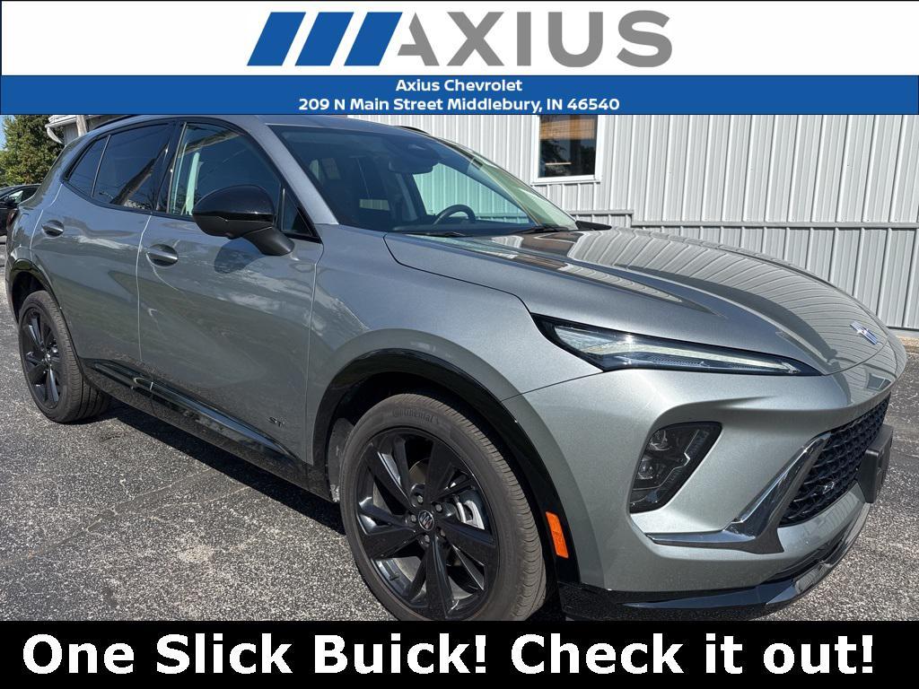 used 2025 Buick Envision car, priced at $30,999
