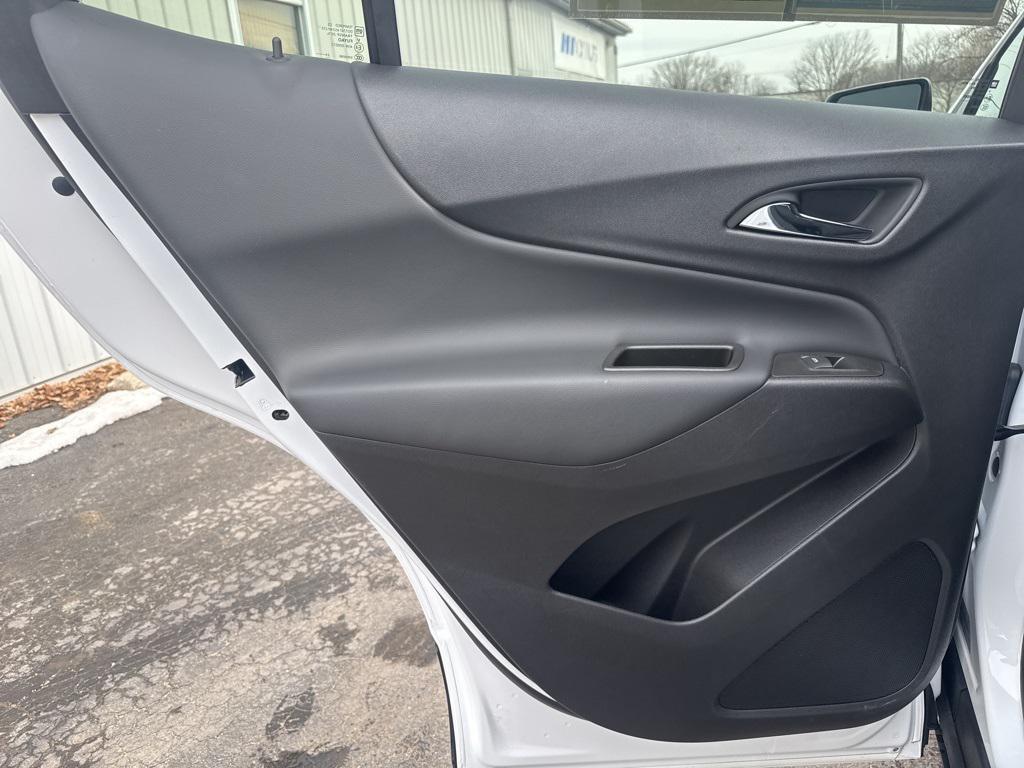used 2024 Chevrolet Equinox car, priced at $25,387