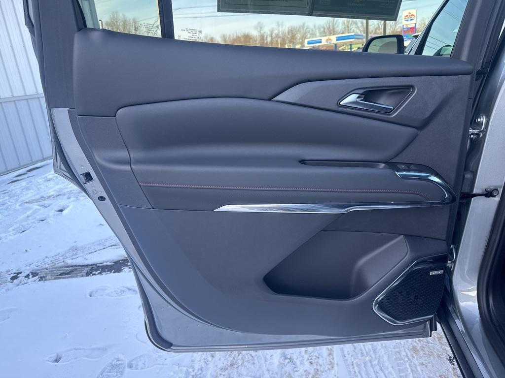 used 2024 Chevrolet Traverse car, priced at $47,163