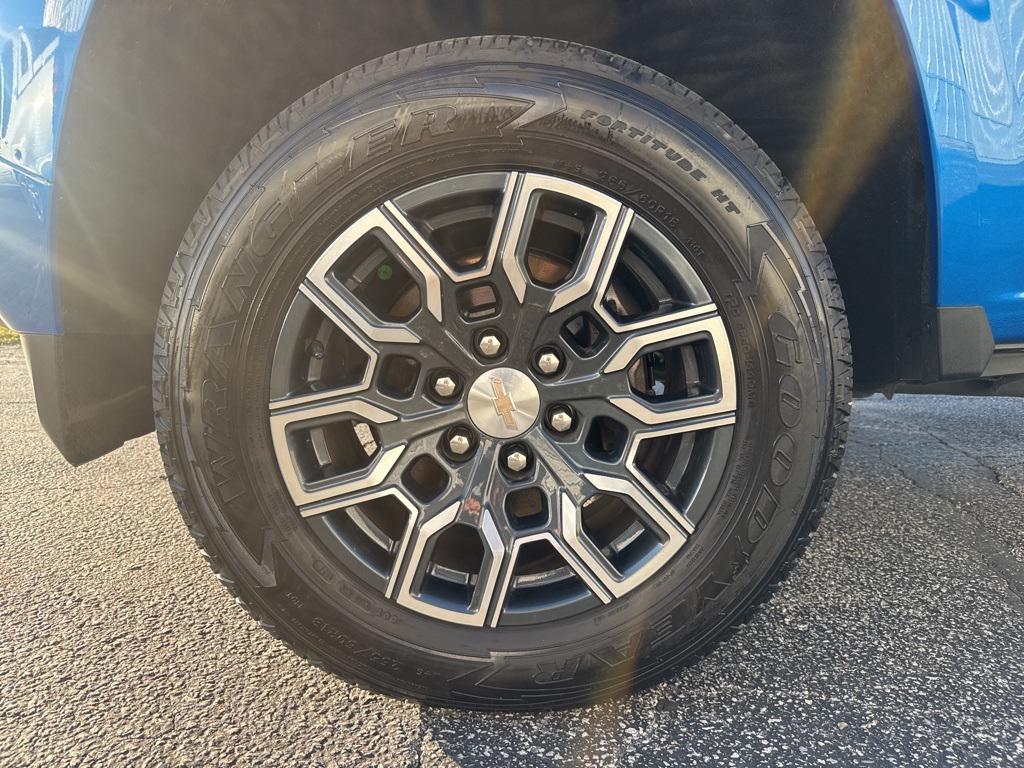 used 2023 Chevrolet Colorado car, priced at $27,499