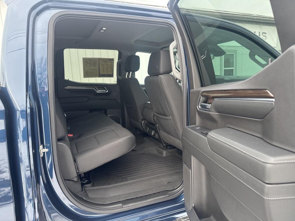 used 2023 Chevrolet Silverado 1500 car, priced at $33,399