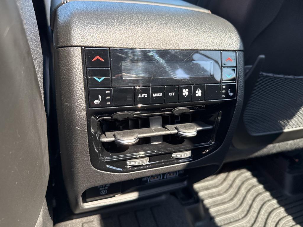 used 2023 Jeep Grand Cherokee car, priced at $40,999