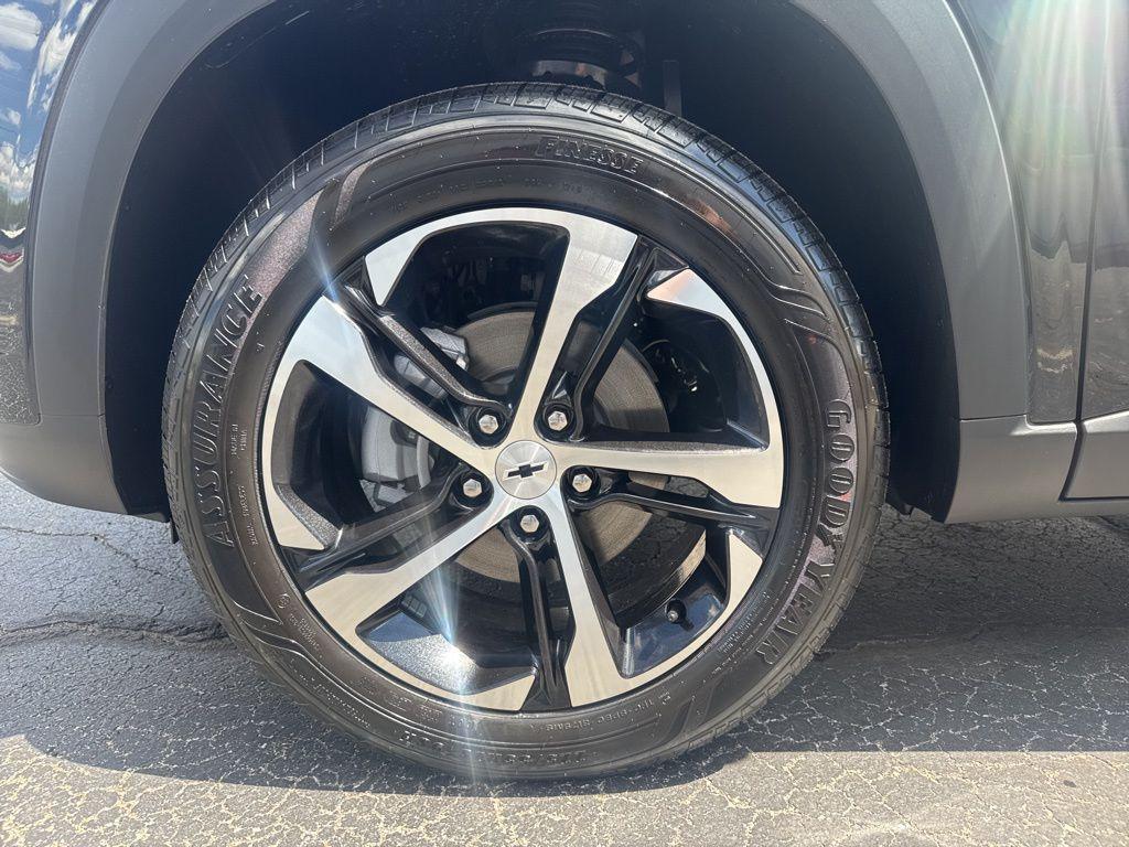 new 2026 Chevrolet Trax car, priced at $24,995