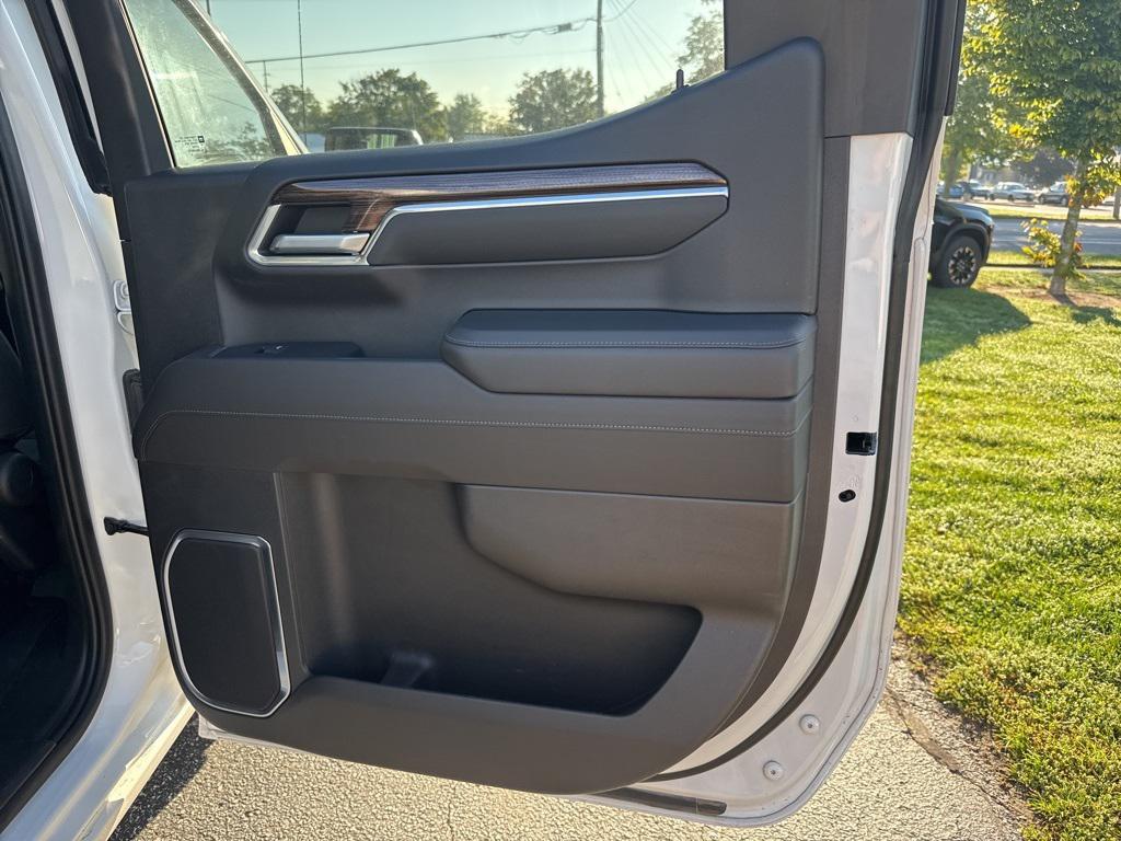 used 2022 Chevrolet Silverado 1500 car, priced at $32,963