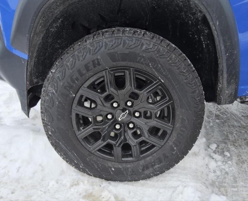 used 2025 Chevrolet Colorado car, priced at $40,300