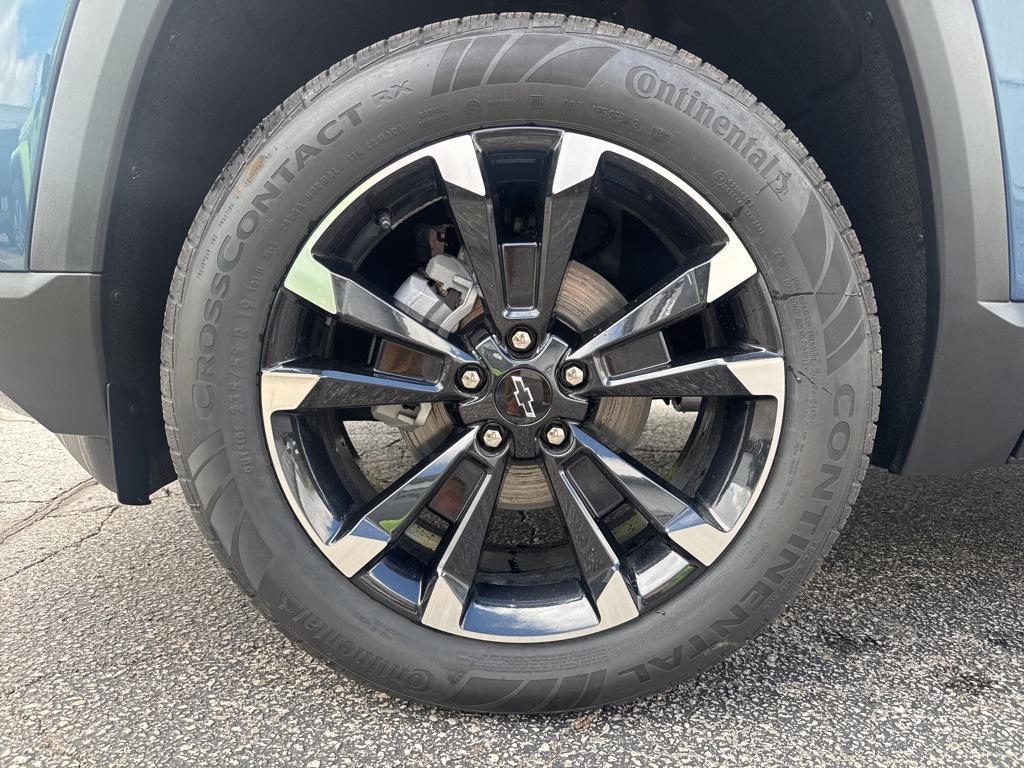 new 2026 Chevrolet Equinox car, priced at $35,280