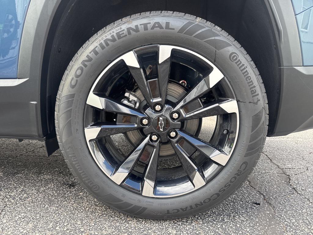 new 2026 Chevrolet Equinox car, priced at $35,280